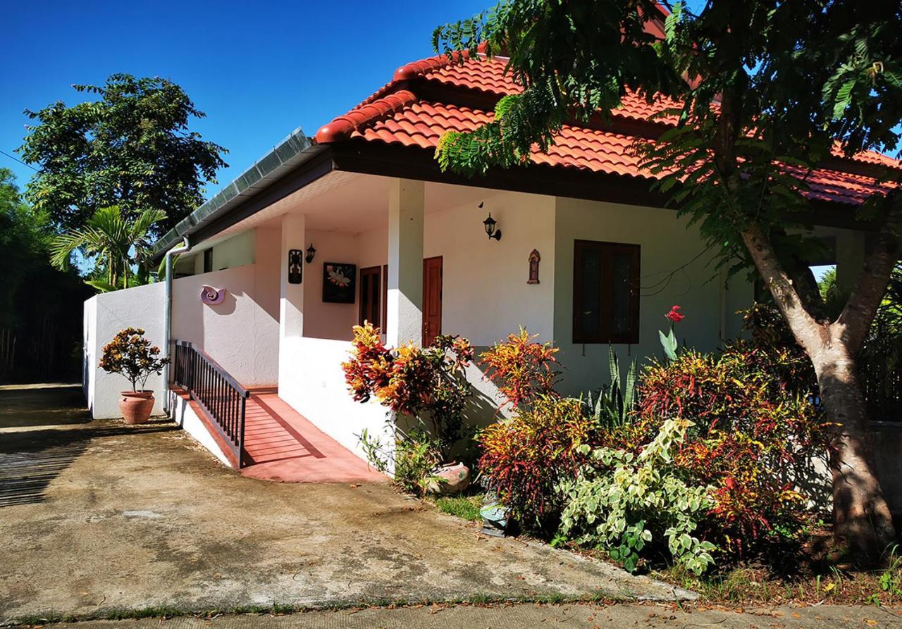 Jasmine Hills Lodge Doi Saket Ngoại thất bức ảnh